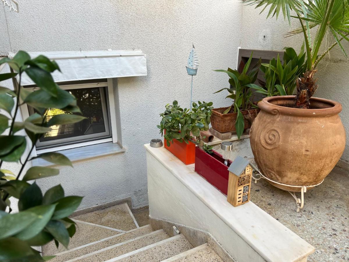Glyfada Coast Studio Appartamento Atene Esterno foto